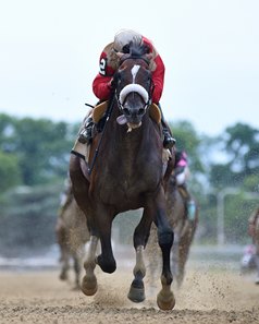 Preservationist surges back to win the Suburban Stakes at Belmont Park