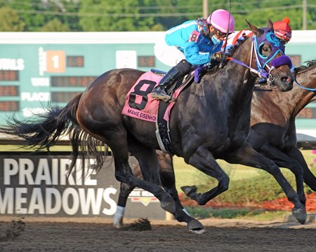 Prairie Meadows Restricts Jockey Colony to Local Riders - BloodHorse
