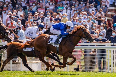 Space Blues takes the Prix Maurice de Gheest at Deauville