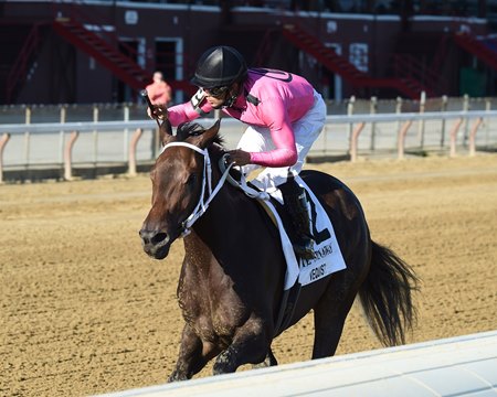 Vequist wins the Spinaway Stakes at Saratoga Race Course
