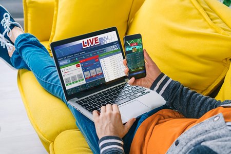 A bill filed in New York would allow fixed-odds wagering on horse racing, just as fixed-odds wagering is available on other sports