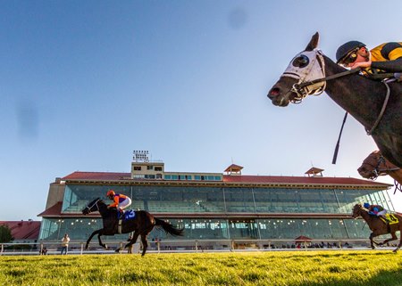 Racing at Fair Grounds