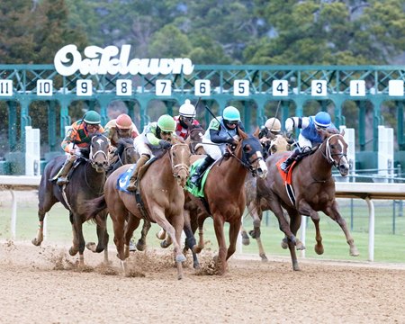 Oaklawn Park Turfway Park Cancel Racing Feb 12 Bloodhorse