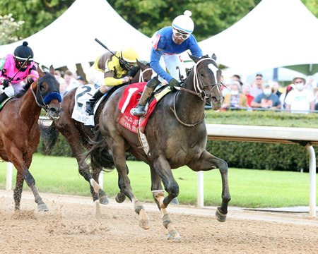 Super Stock wins the Arkansas Derby at Oaklawn Park
