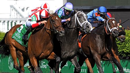 Turf Classic Ends In Thrilling Dead Heat Bloodhorse