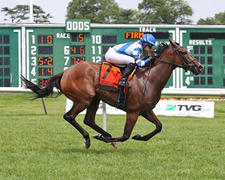 Por Que No wins the 2021 Boiling Springs Stakes at Monmouth Park