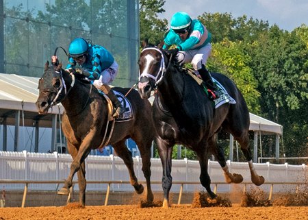 Jalen Journey (outside) was placed first upon the disqualification of Wondrwherecraigis in the Frank J. De Francis Memorial Dash Stakes at Laurel Park