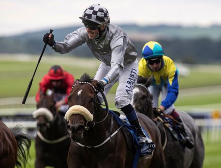 Romantic Proposal Returns Lynam To Top In Flying Five Bloodhorse