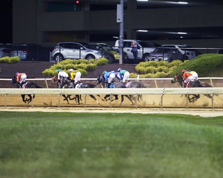 Charles Town Approved for 2022 Race Dates - BloodHorse