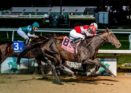 Call Me Midnight defeats Epicenter and Pappacap in the Lecomte Stakes at Fair Grounds Race Course