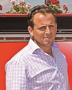 Trainer Juan Vazquez