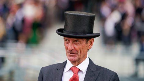 Sir Mark Todd to Resume Education After Striking Horse Sir Mark Todd to Resume Education After Striking Horse