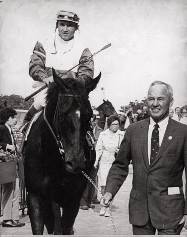 Watch: Ruffian's Remains Buried at Claiborne Cemetery - BloodHorse