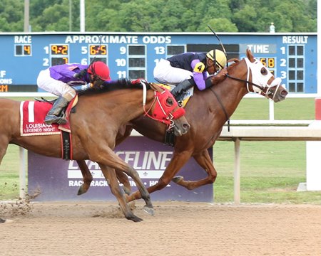 Racing at Evangeline Downs