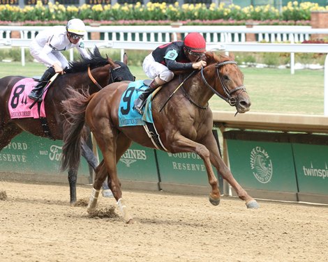 Rattle N Roll Circles Field in Oklahoma Derby