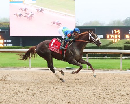 Secret Oath wins the Azeri Stakes at Oaklawn Park