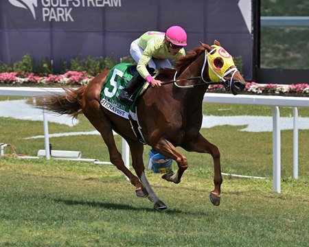 Therapist wins the Pan American Stakes at Gulfstream Park