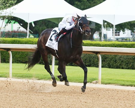 Skelly wins the 2023 Count Fleet Sprint Handicap at Oaklawn Park