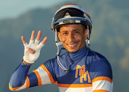 2023 Kentucky Derby jockey profile: Ramon Vazquez