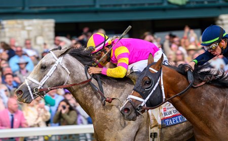 Tapit Trice edges Verifying in the Blue Grass Stakes at Keeneland