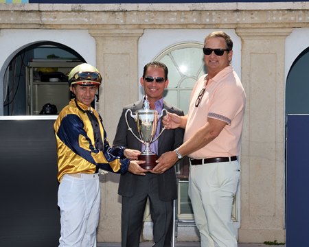 Trainer George Weaver (right) in the winner's circle following No Nay Mets' victory in the 2023 Royal Palm Juvenile Stakes at Gulfstream Park