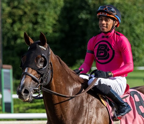 Our Voices: Social Media Critics Don't Know Whole Story - BloodHorse