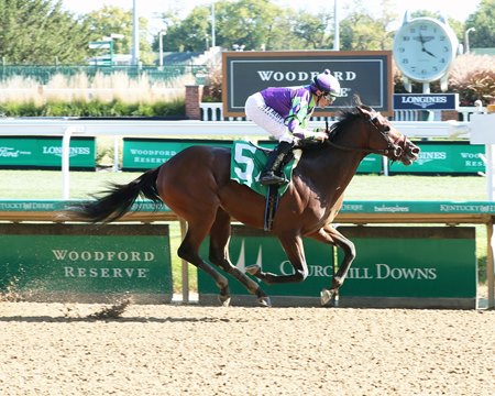 Stronghold breaks his maiden at Churchill Downs