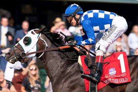 Hoist the Gold wins the 2023 Phoenix Stakes at Keeneland