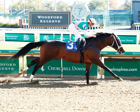 Mullion breaks his maiden in 2023 at Churchill Downs