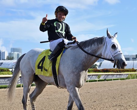 Edgar Perez notched his 1,000th career victory aboard Desert Ruler at Gulfstream Park