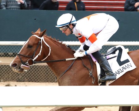 Booth wins an allowance optional claimer at Oaklawn Park