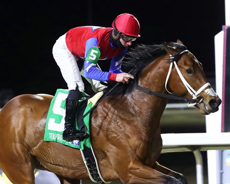 Epic Ride wins the Leonatus Stakes at Turfway Park