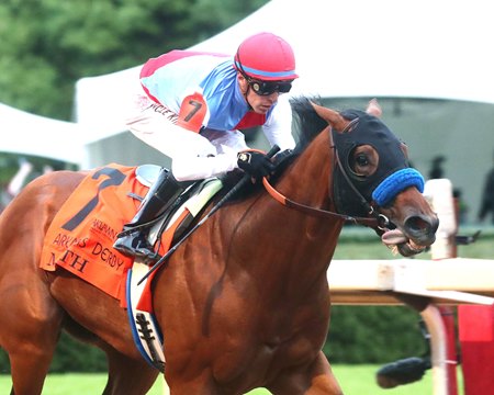 Muth wins the Arkansas Derby at Oaklawn Park