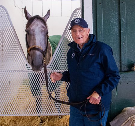 D. Wayne Lukas and 2024 Preakness Stakes winner Seize the Grey 