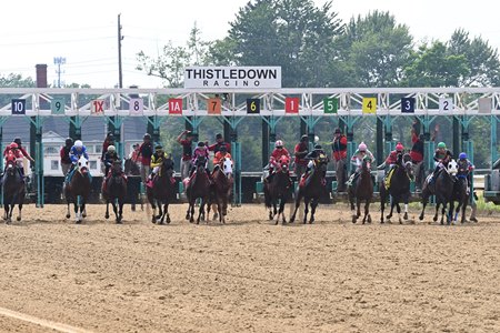 Racing at Thistledown