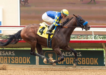 Getaway Car breaks his maiden at Del Mar