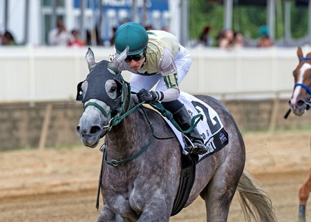 Miss Harriett wins the 2024 Miss Disco Stakes at Laurel Park