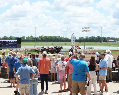 Racing at Horseshoe Indianapolis