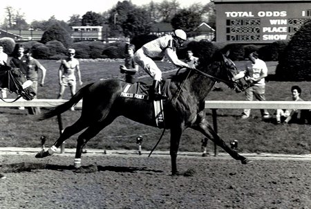 Princess Rooney wins the 1983 Kentucky Oaks at Churchill Downs