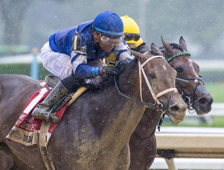 Immersive defeats Quietside in the Spinaway Stakes at Saratoga Race Course