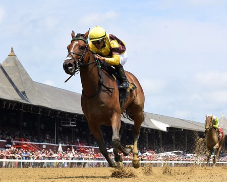 Quietside breaks her maiden at Saratoga Race Course