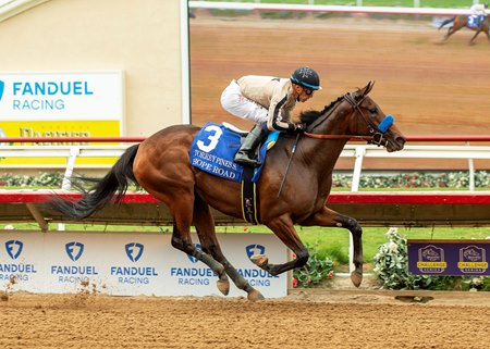 Hope Road wins the Torrey Pines Stakes at Del Mar