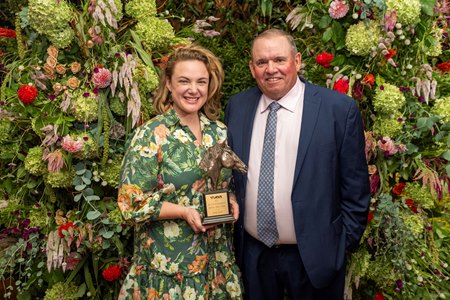 (l-R): The NTRA's Tannis Primm is pictured alongside Frank Taylor after Taylor and Stable Recovery received an Eclipse Award earlier this year