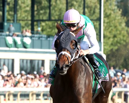 Idiomatic wins the 2024 Spinster Stakes at Keeneland, helping her earn a second straight older dirt female Eclipse Award