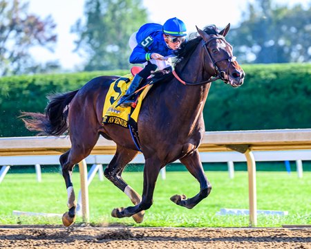 East Avenue wins the Breeders' Futurity at Keeneland