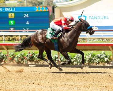 McKinzie Street earns his maiden win at Del Mar