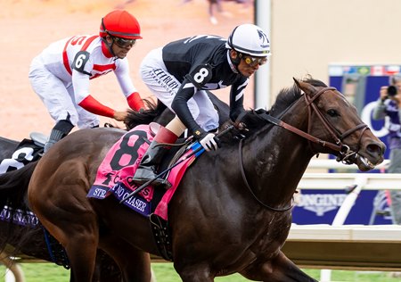 Straight No Chaser and John Velazquez win the Breeders' Cup Sprint at Del Mar