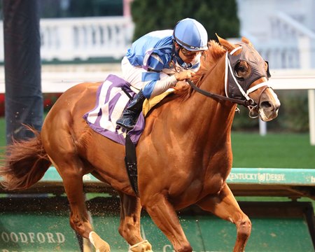 Admiral Dennis breaks his maiden at Churchill Downs