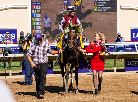 Judy Hicks (right), breeder of Thorpedo Anna, has been announced a finalist for TOBA's National Breeder of the Year award