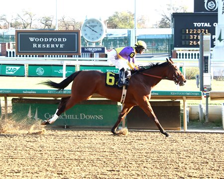 Grand Job wins a 2024 allowance race at Churchill Downs